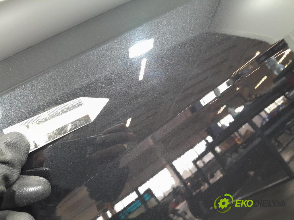 Bmw Seria 2 2021 dvere zad pravé