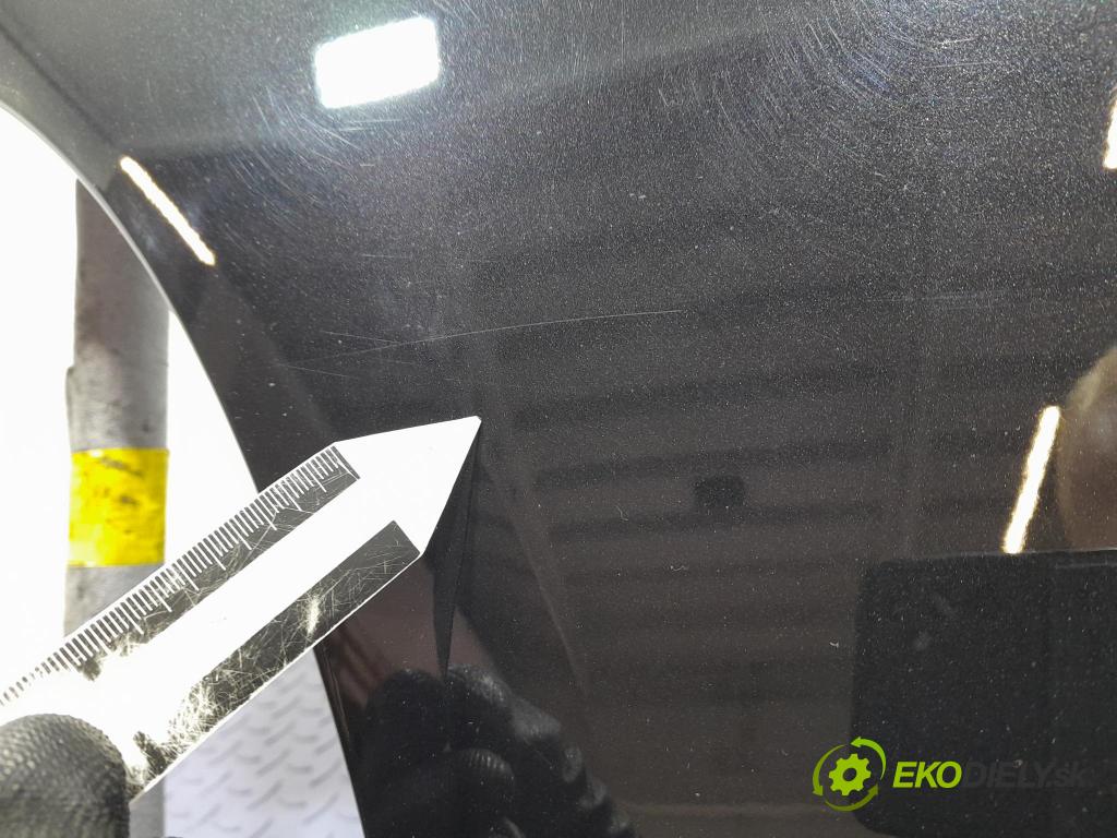 Bmw Seria 2 2021 blatník Predné Vľavo: