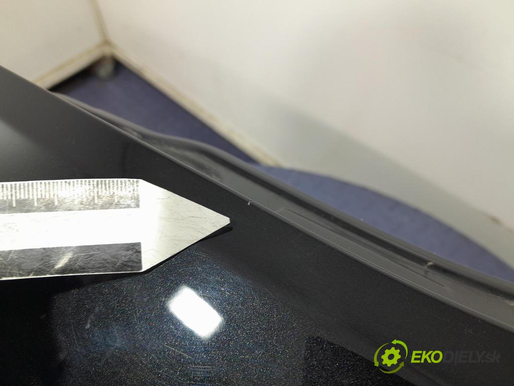 Bmw Seria 2 2021 blatník Predné Vľavo: