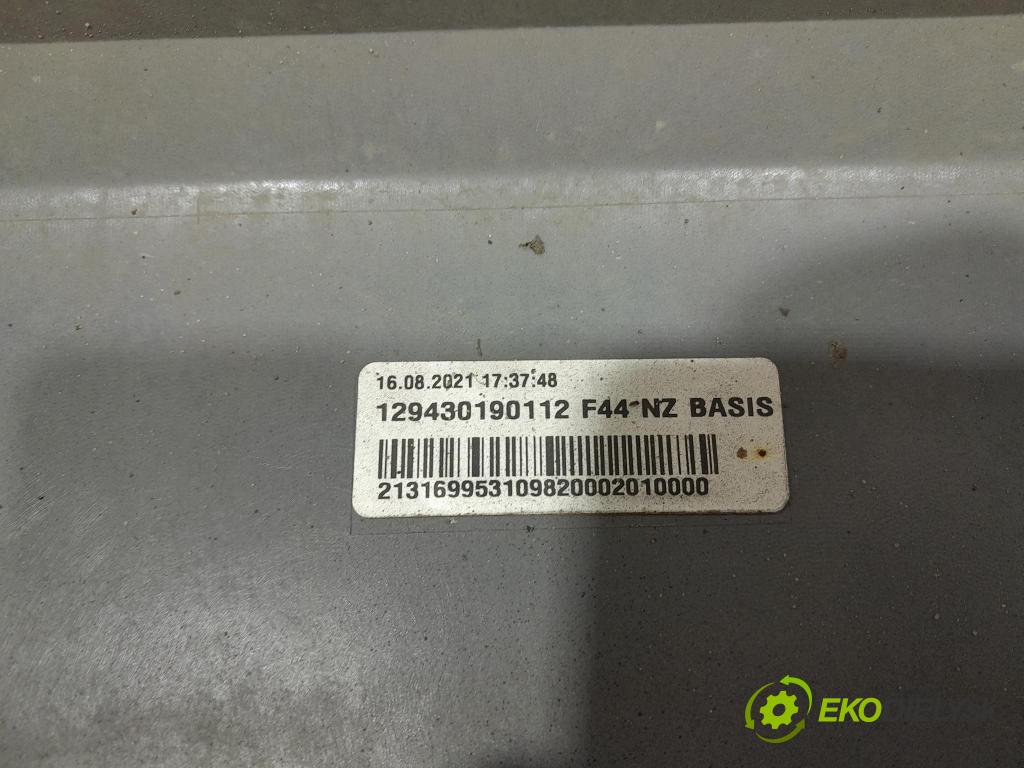 Bmw Seria 2 2021 nárazník Zad: 