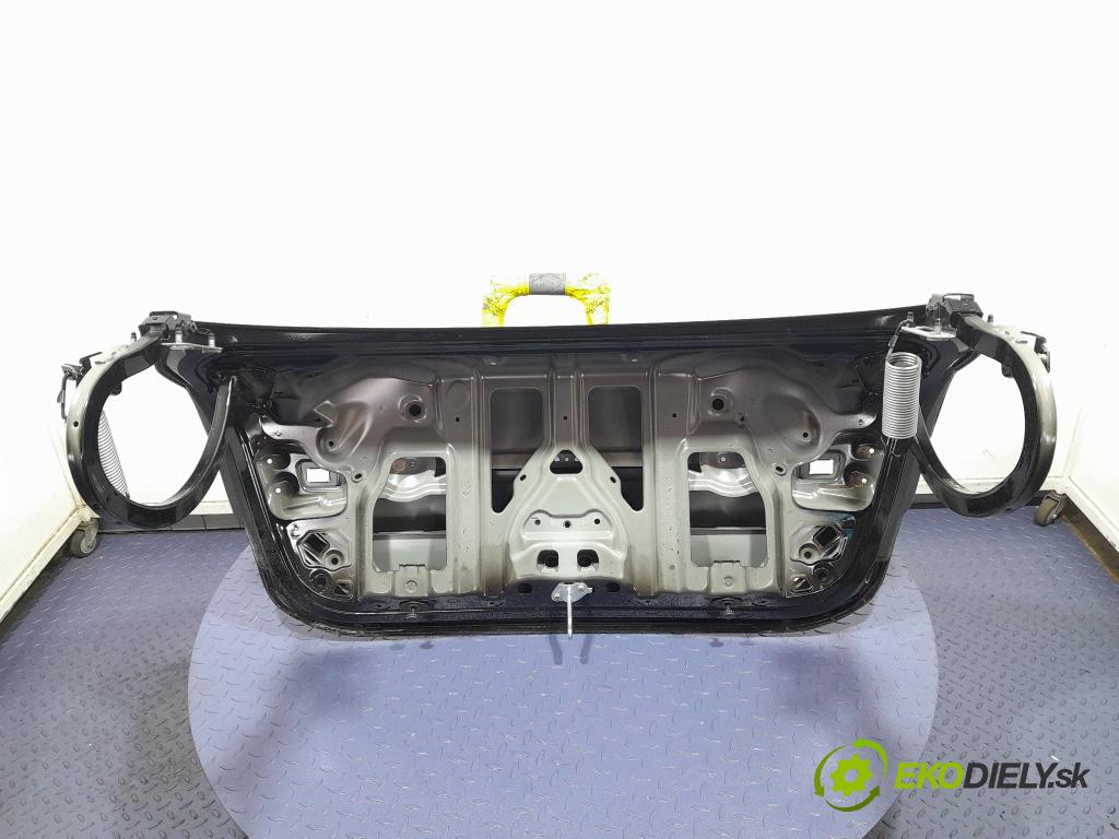 Bmw Seria 2 2021 zadna dveře kufra: kufra: