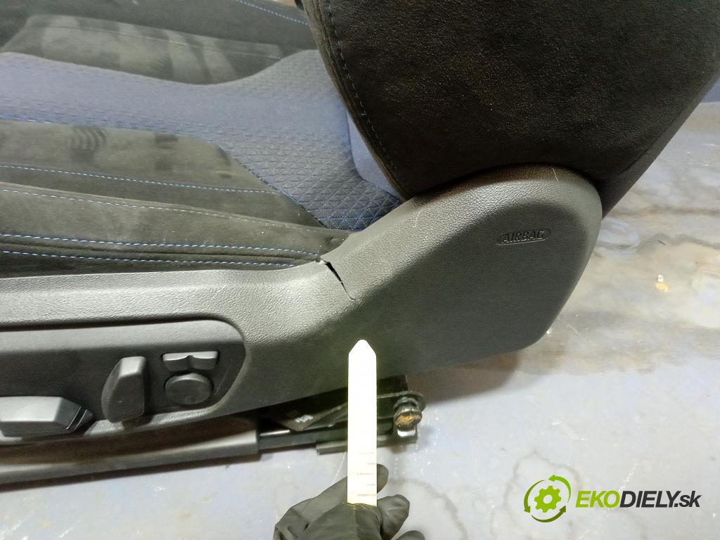 Bmw Seria 1 0 Sedačka Ovládače: 01