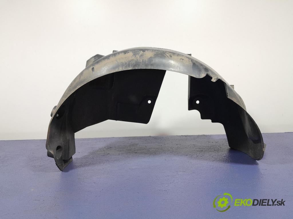 Renault Clio 2014 Blatník: plastický: zad 767497618R