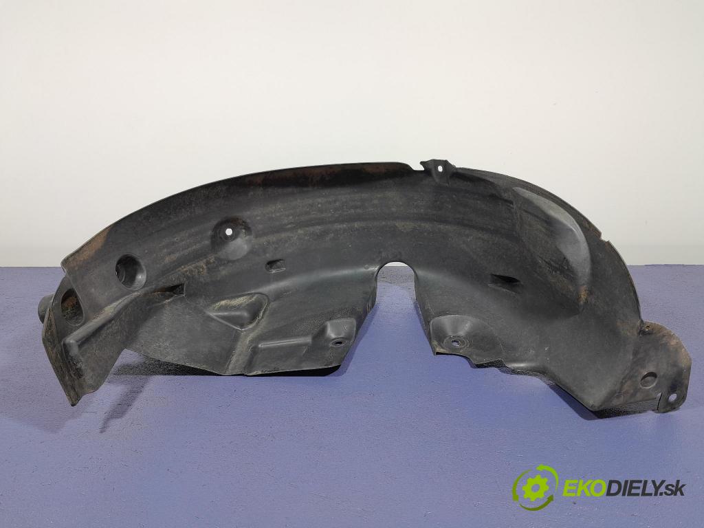 Renault Clio 2014 Blatník: plastický: zad 767497618R