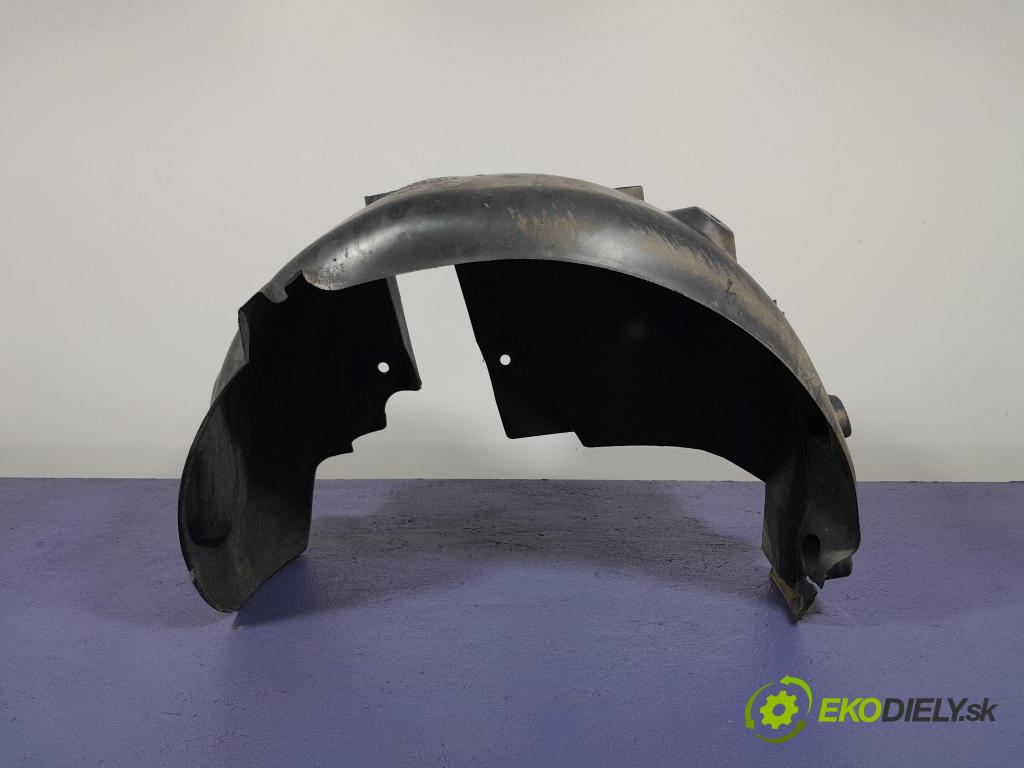 Renault Clio 2014 Blatník: plastický: zad 767486764R