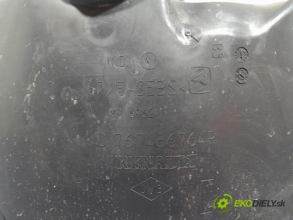 Renault Clio 2014 Blatník: plastický: zad 767486764R