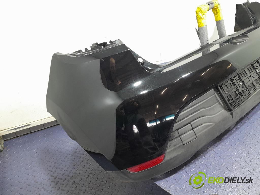 Renault Clio 2014 nárazník Zad: