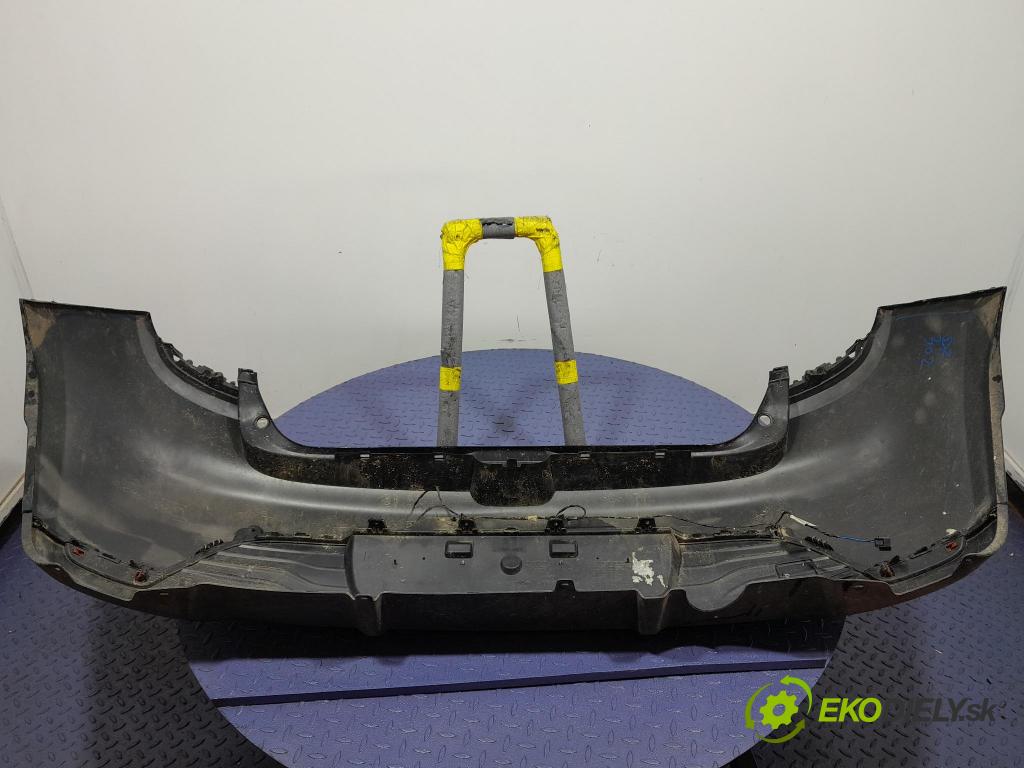 Renault Clio 2014 nárazník Zad:
