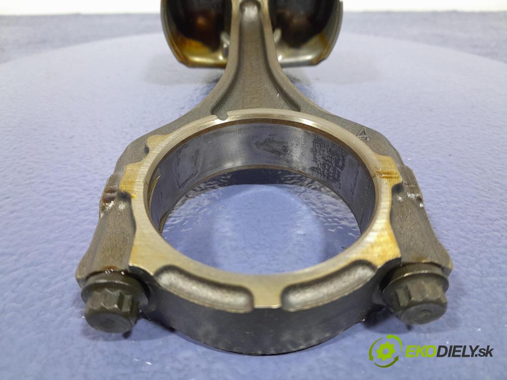 Jeep Cherokee 2016 piest