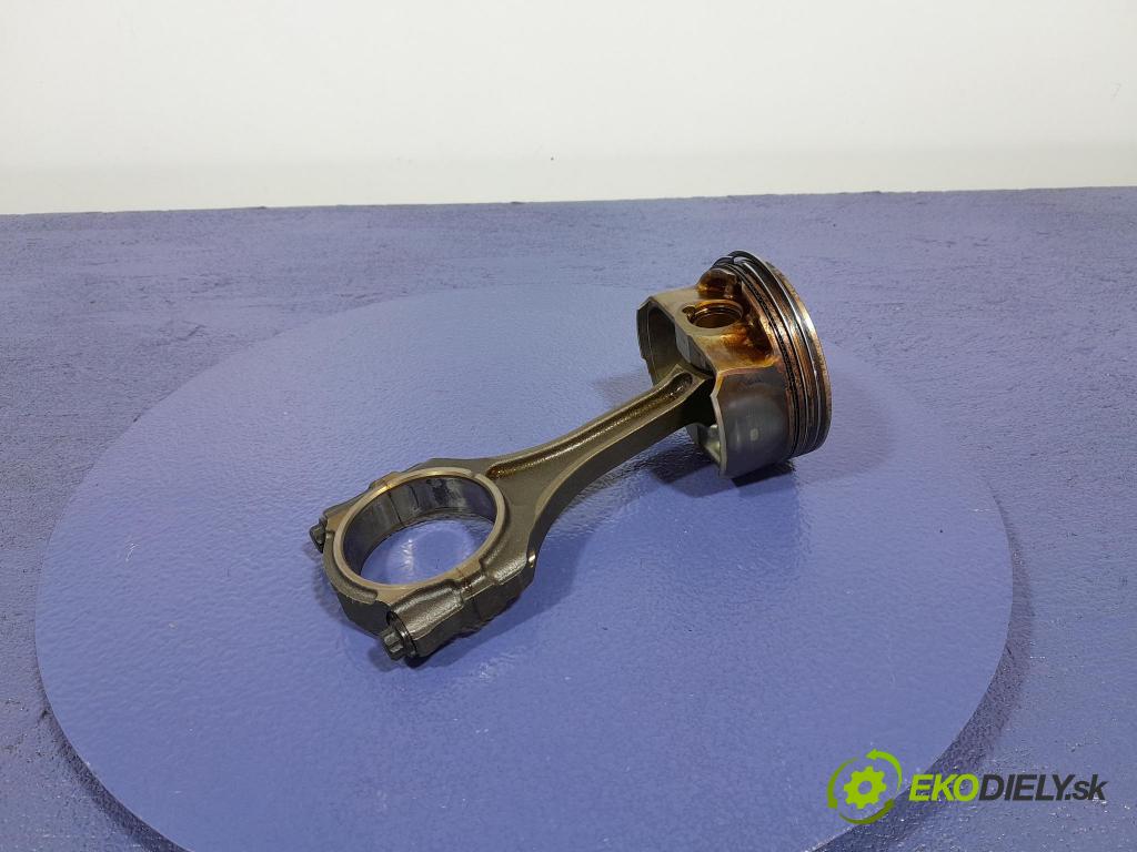 Jeep Cherokee 2016 piest