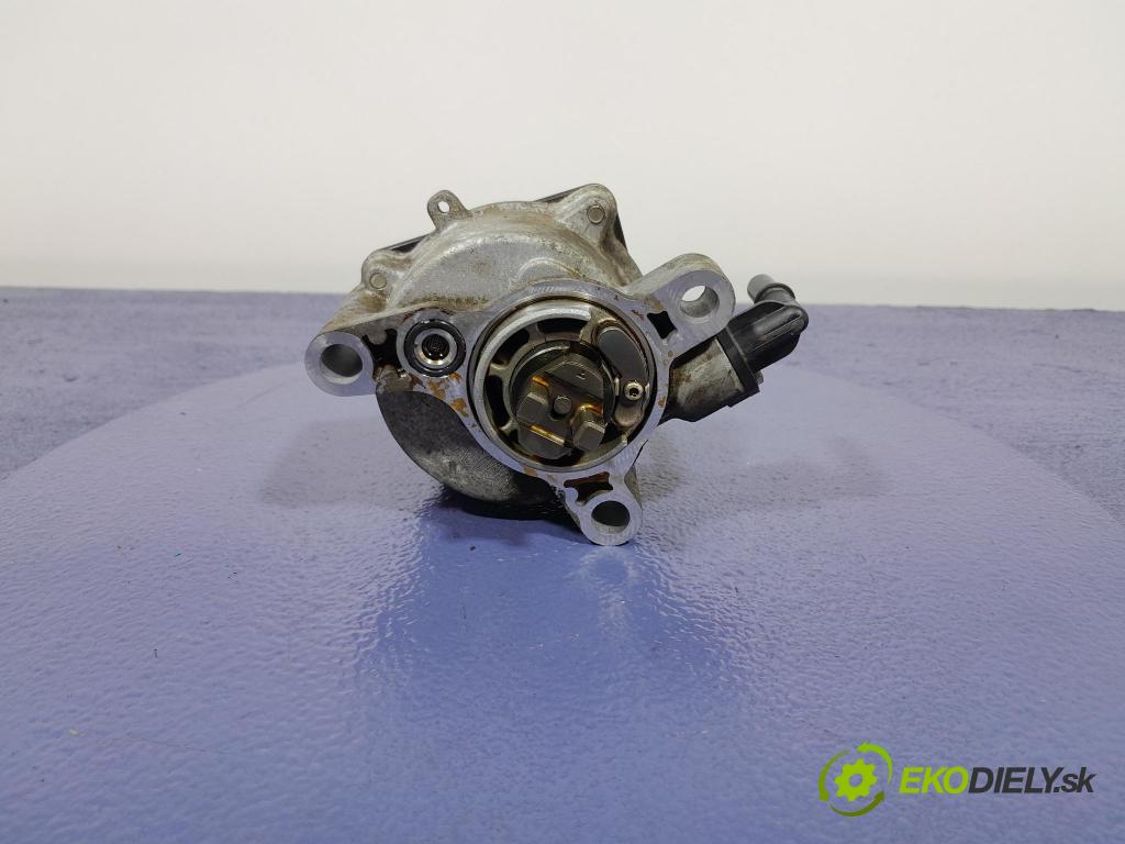 Jeep Cherokee 2016 čerpadlo vákuová 05047967AB