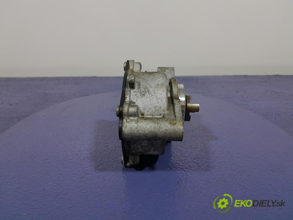 Jeep Cherokee 2016 čerpadlo vákuová 05047967AB