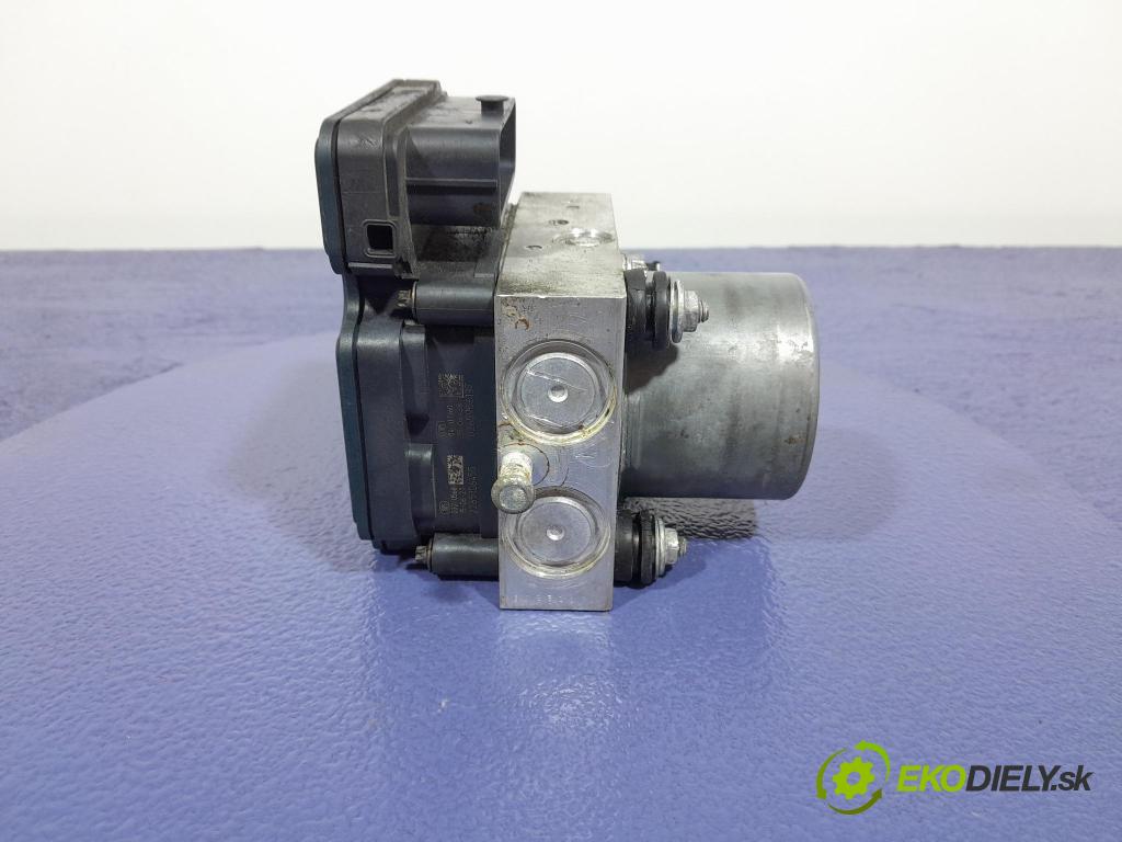 Jeep Cherokee 2016 čerpadlo ABS x 68268292AC