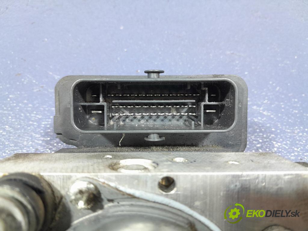 Jeep Cherokee 2016 čerpadlo ABS x 68268292AC