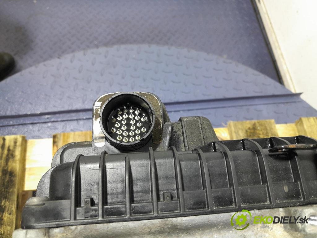 Jeep Cherokee 2016 prevodovka automatická P68257901AA