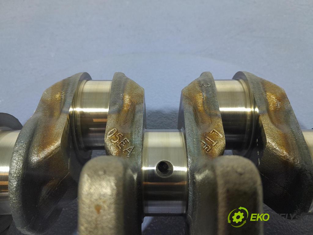 Audi A3 2020 Hřídel: Kľuka: 05EA