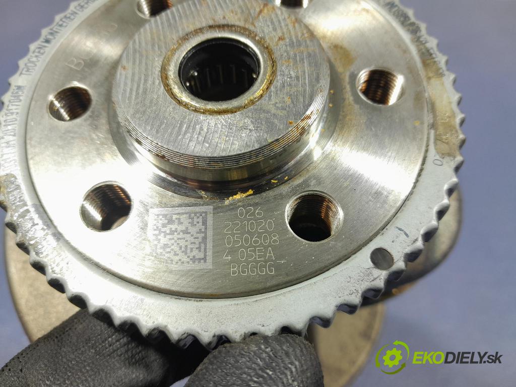 Audi A3 2020 hřídel Klika 05EA