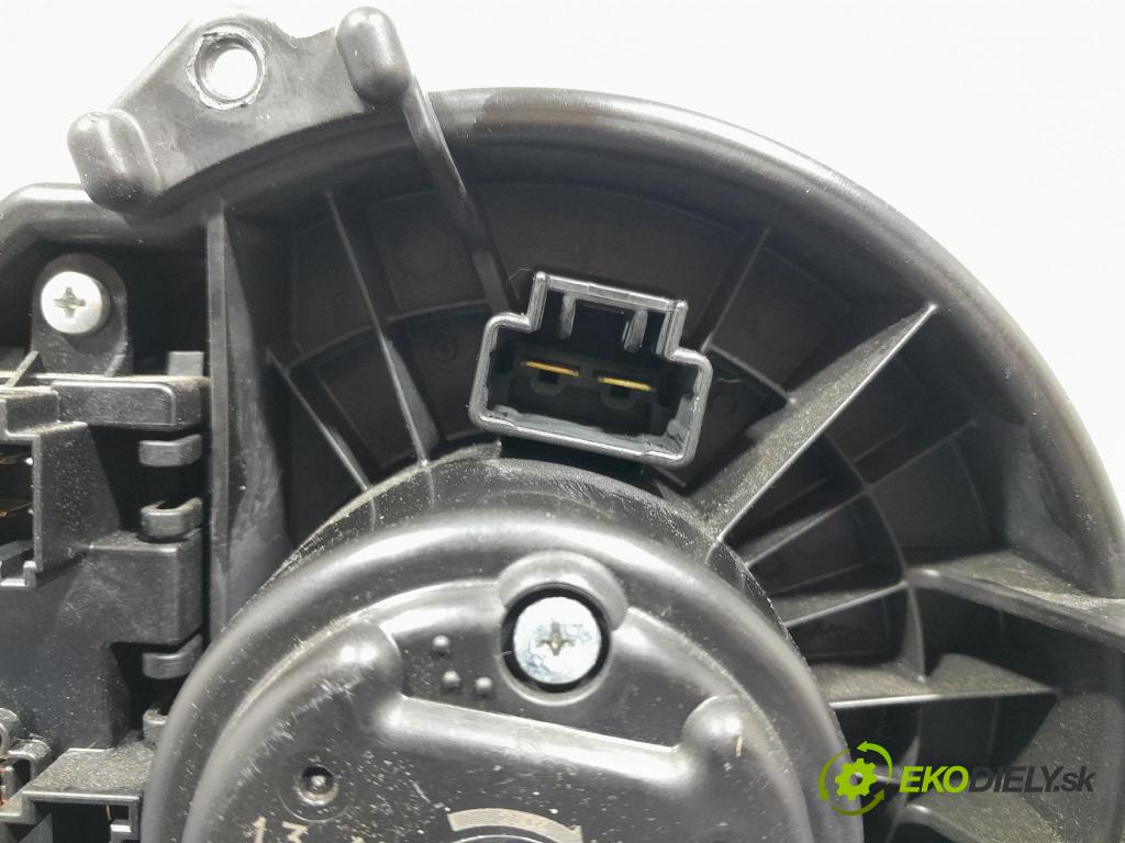 Jeep Cherokee 2016 ventilátor Vzduch: AY6271
