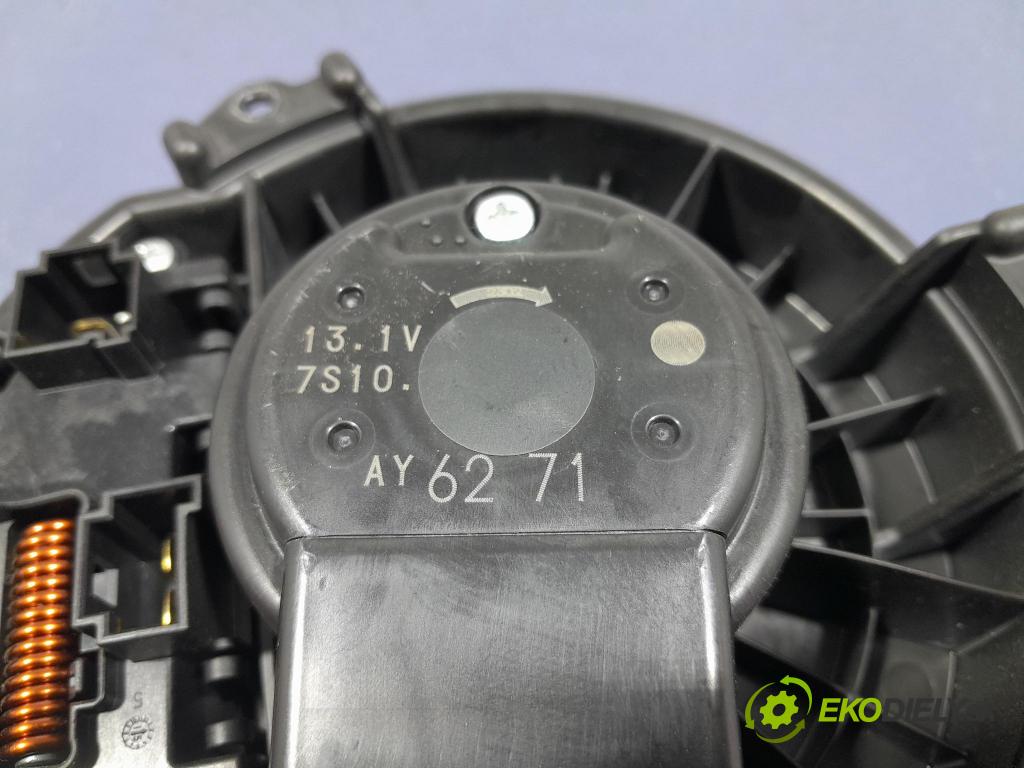 Jeep Cherokee 2016 ventilátor Vzduch: AY6271