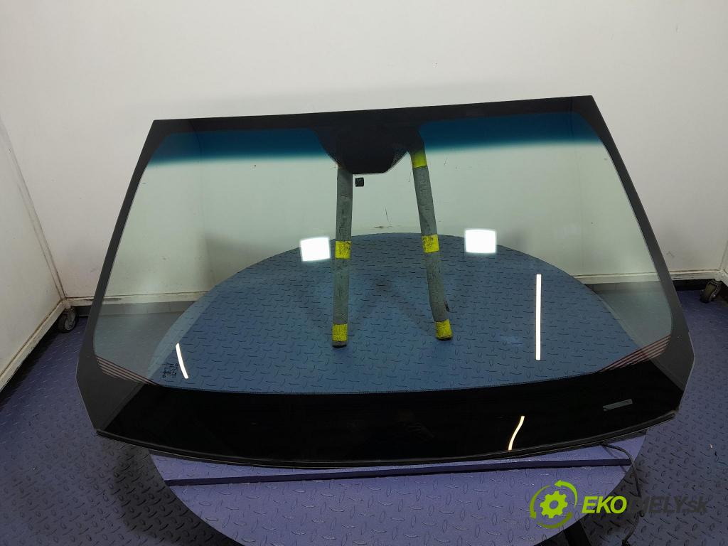 Jeep Cherokee 2016 sklo Predné: přední: