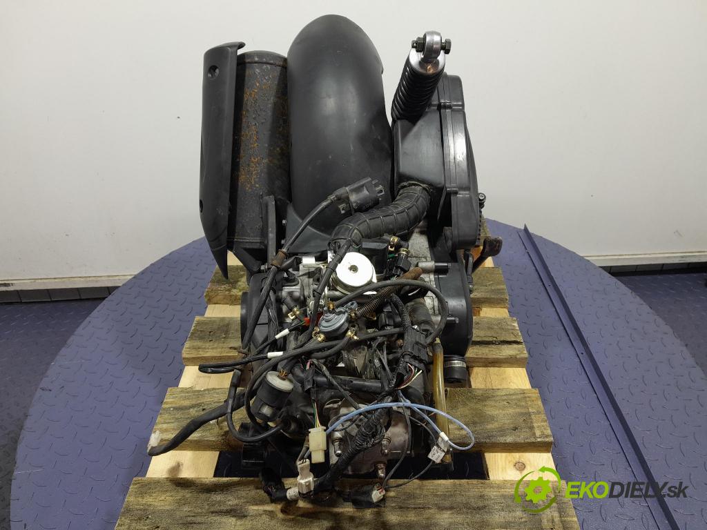 Romet 727s 2018 motor Benzín: