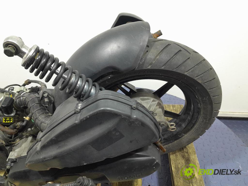 Romet 727s 2018 motor Benzín: