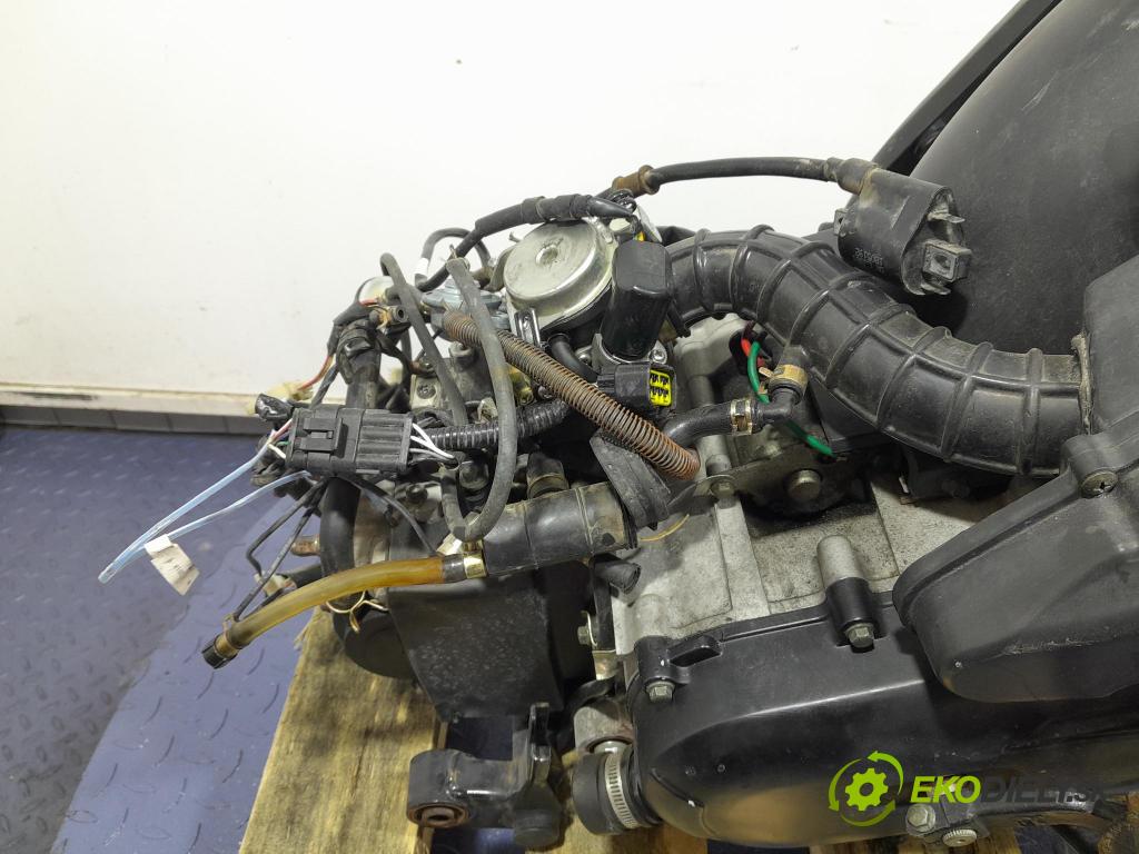 Romet 727s 2018 motor Benzín: