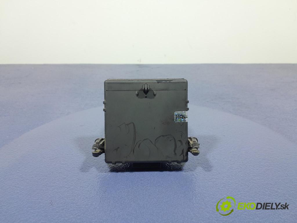 Vw Passat 2009 riadiaca jednotka Brána: 3C0907530L