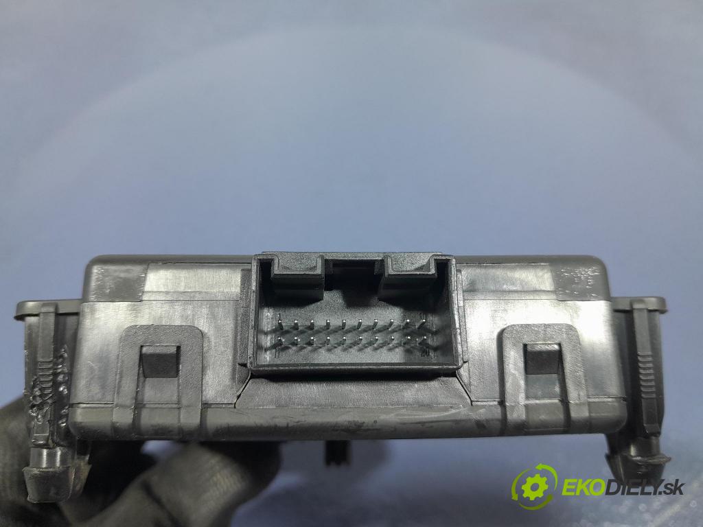 Vw Passat 2009 řídící jednotka Brána 3C0907530L