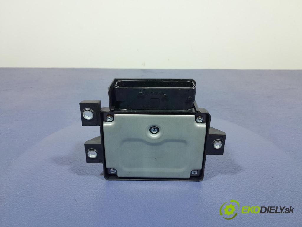 Vw Passat 2009 riadiaca jednotka 3C8907801B