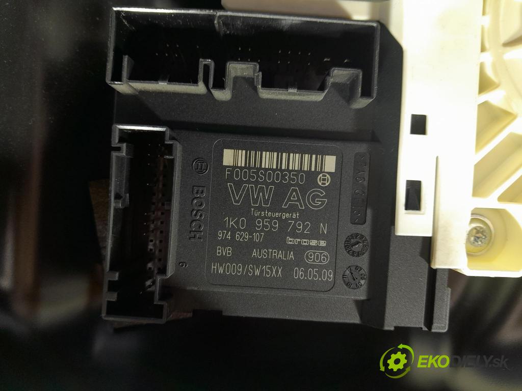 Vw Passat 2009 mechanizmus okna Okná: Predné v pravo: 3C1837756K