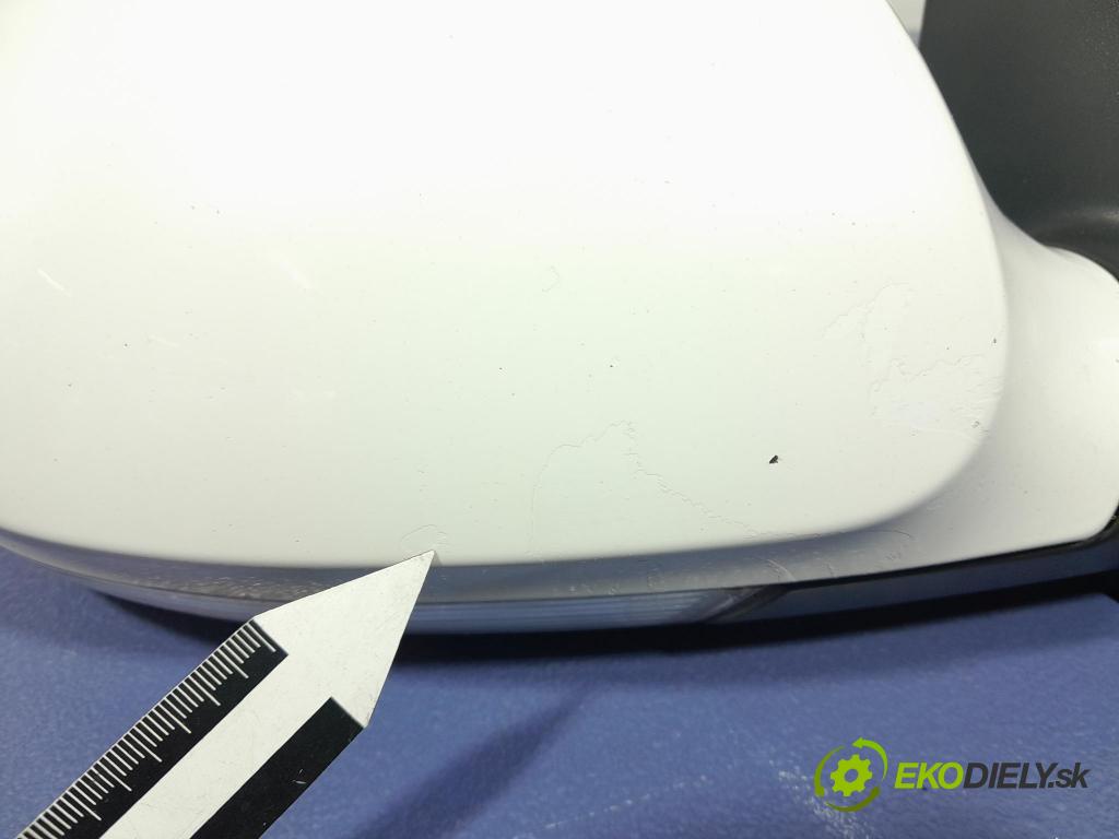 Vw Passat 2009 zrkadlo pravé