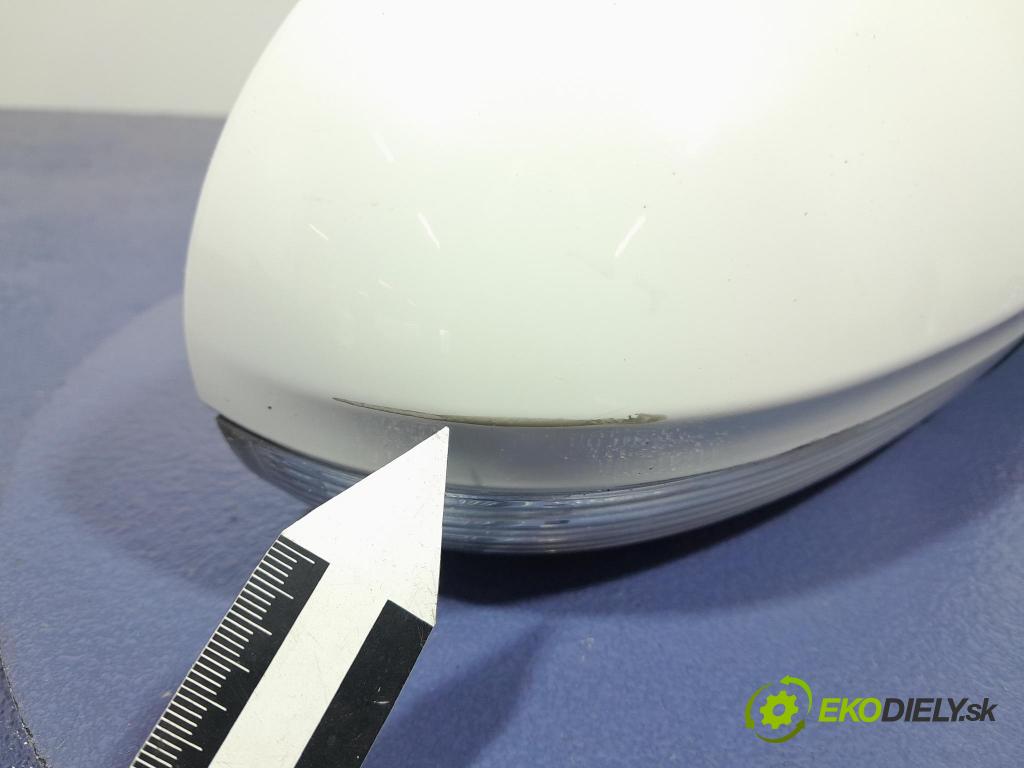 Vw Passat 2009 zrkadlo pravé