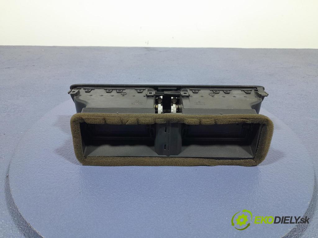 Vw Passat 2009 GRIDS: Prúd vzduchu: Vzduch: 3C1819728F