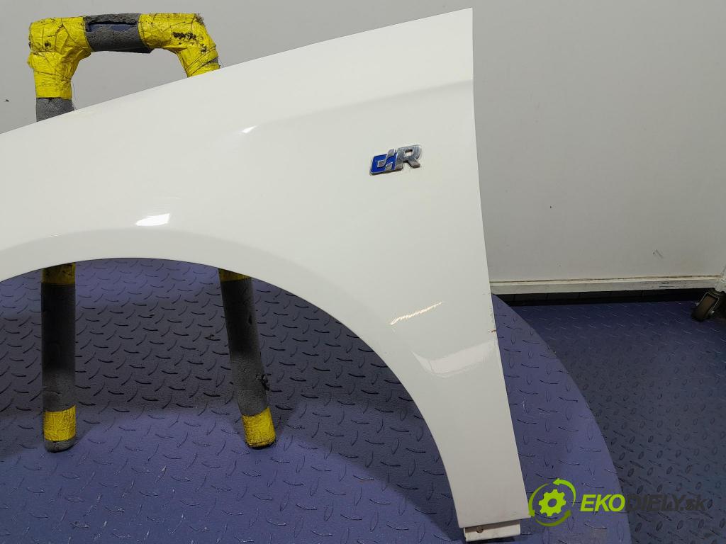 Vw Passat 2009 blatník Predné Vľavo: