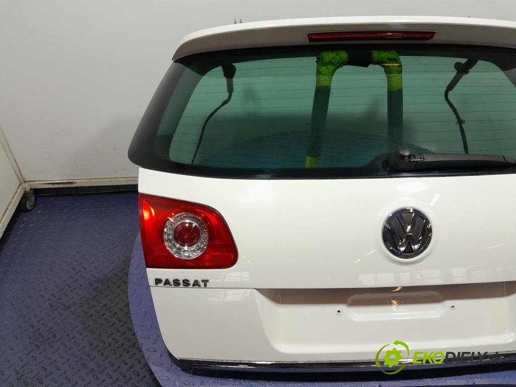 Vw Passat 2009 zadna dveře kufra: kufra: