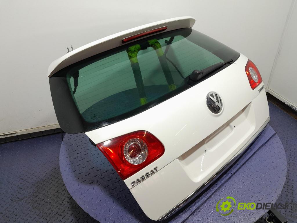 Vw Passat 2009 zadna dveře kufra: kufra: