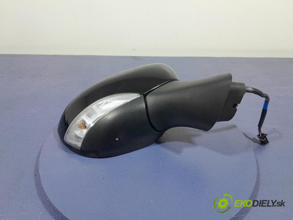 Renault Clio 2014 zpětné zrcátko prave 