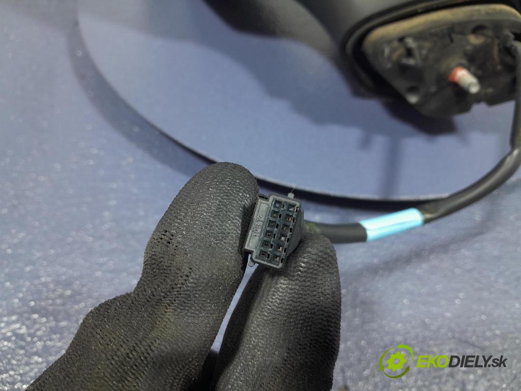 Renault Clio 2014 zrkadlo Vľavo: