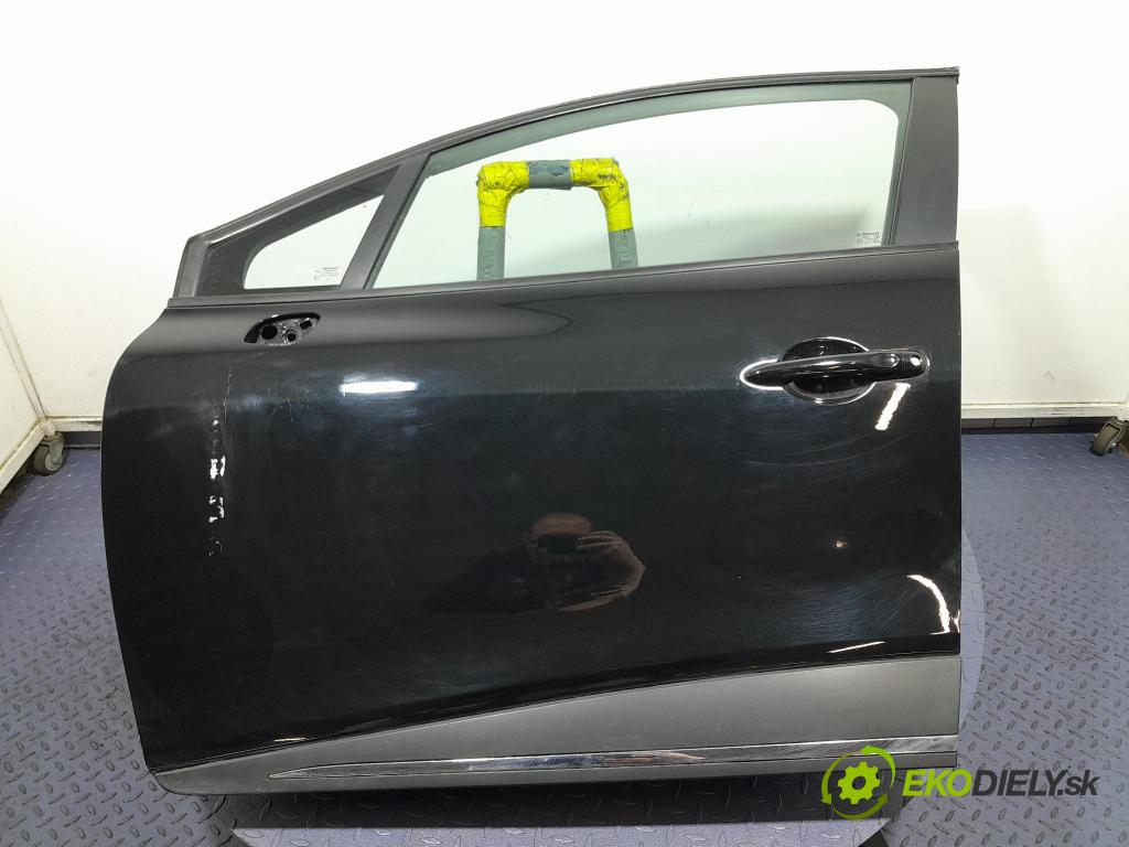 Renault Clio 2014 dvere Predné Vľavo: