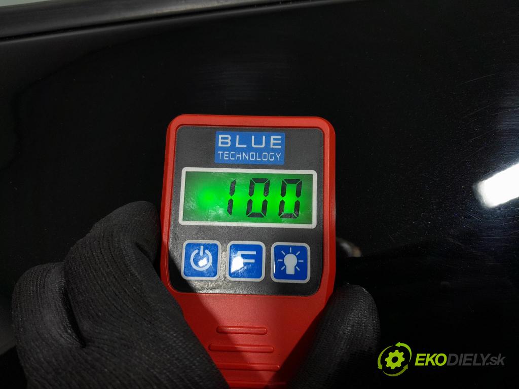 Renault Clio 2014 dvere Predné Vľavo: