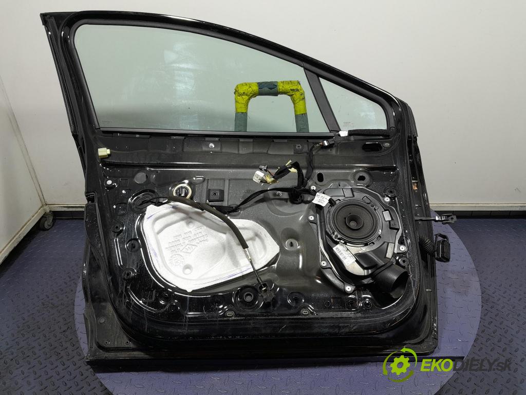 Renault Clio 2014 dvere Predné Vľavo: