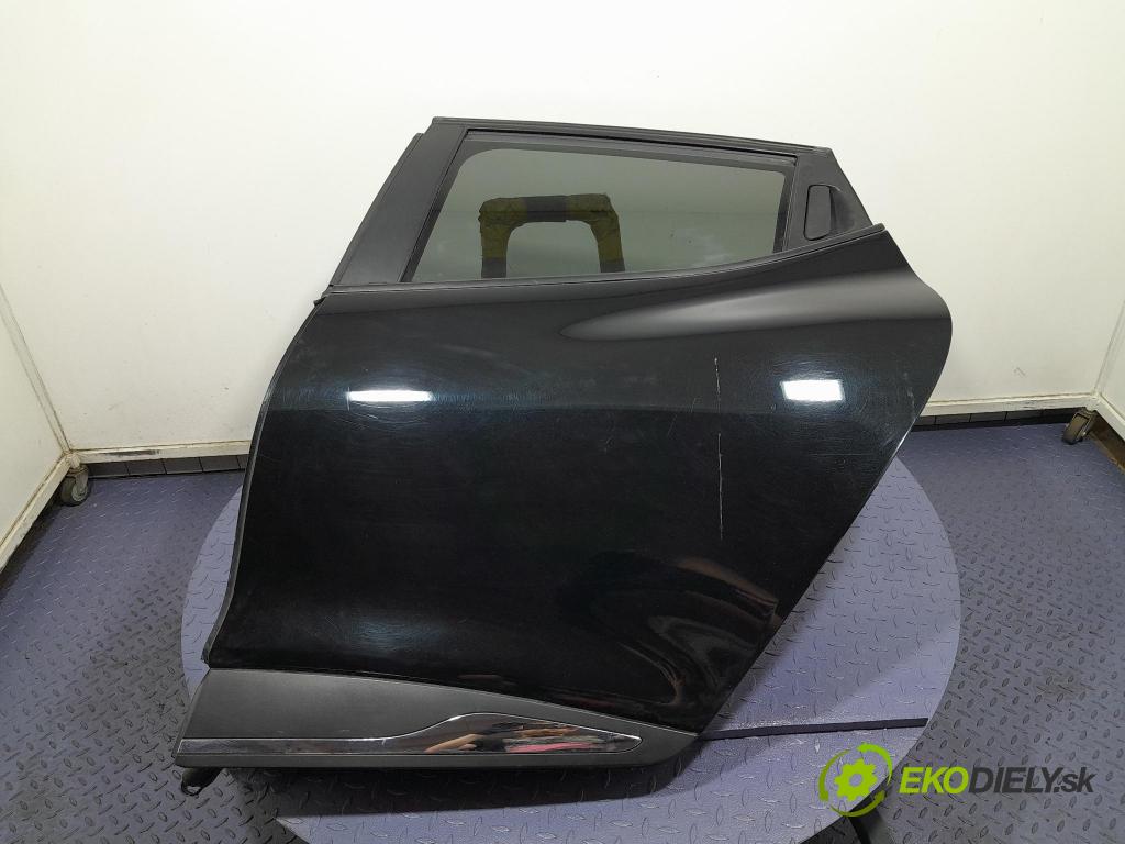 Renault Clio 2014 dvere zad Vľavo: