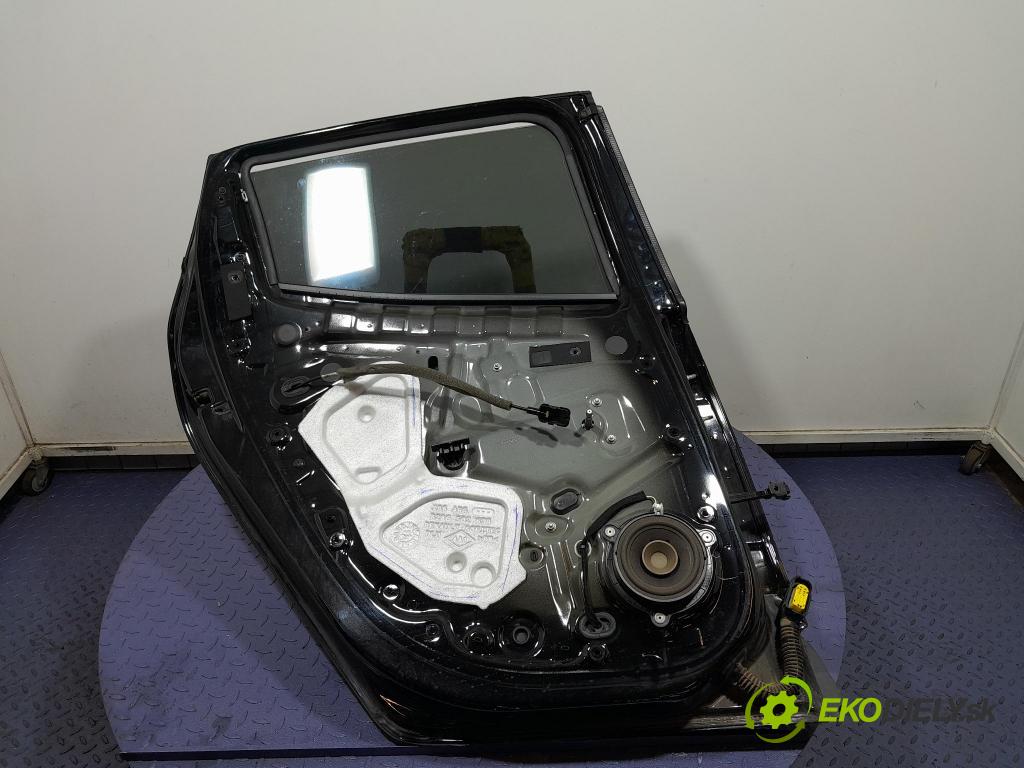 Renault Clio 2014 dvere zad Vľavo: