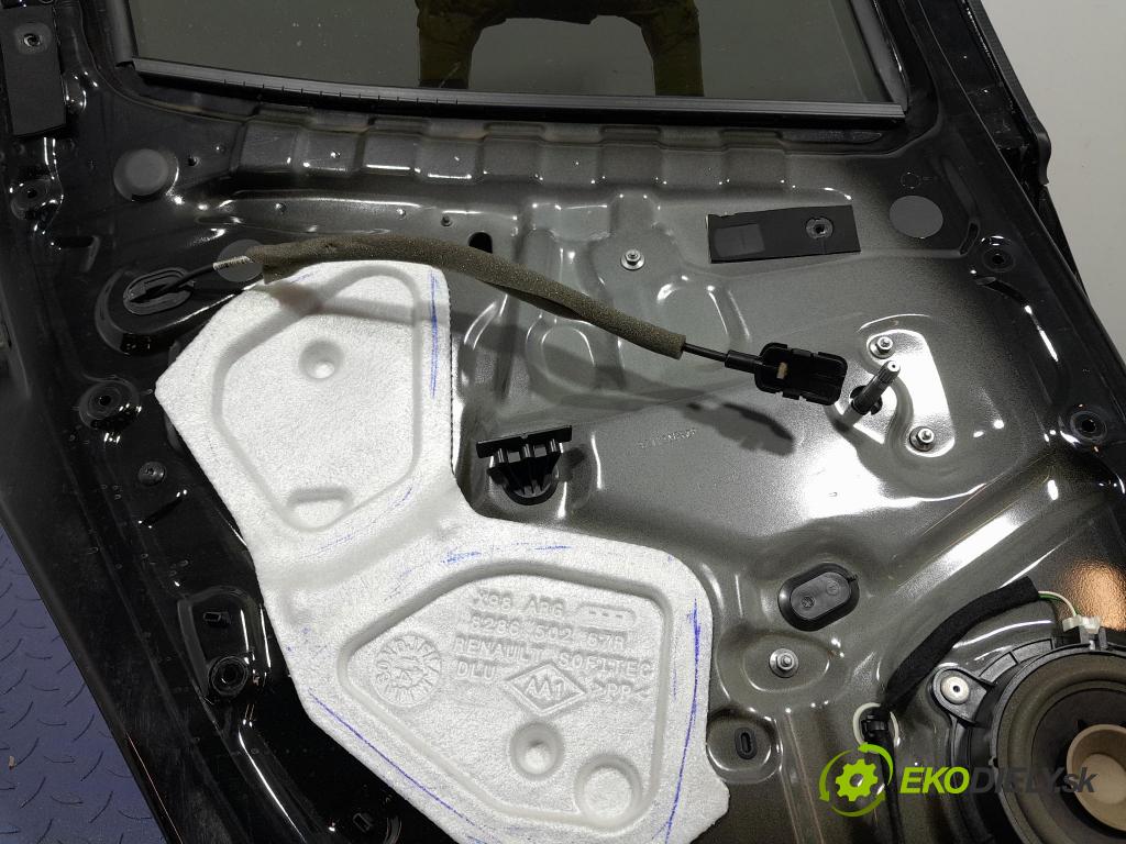 Renault Clio 2014 dvere zad Vľavo: 