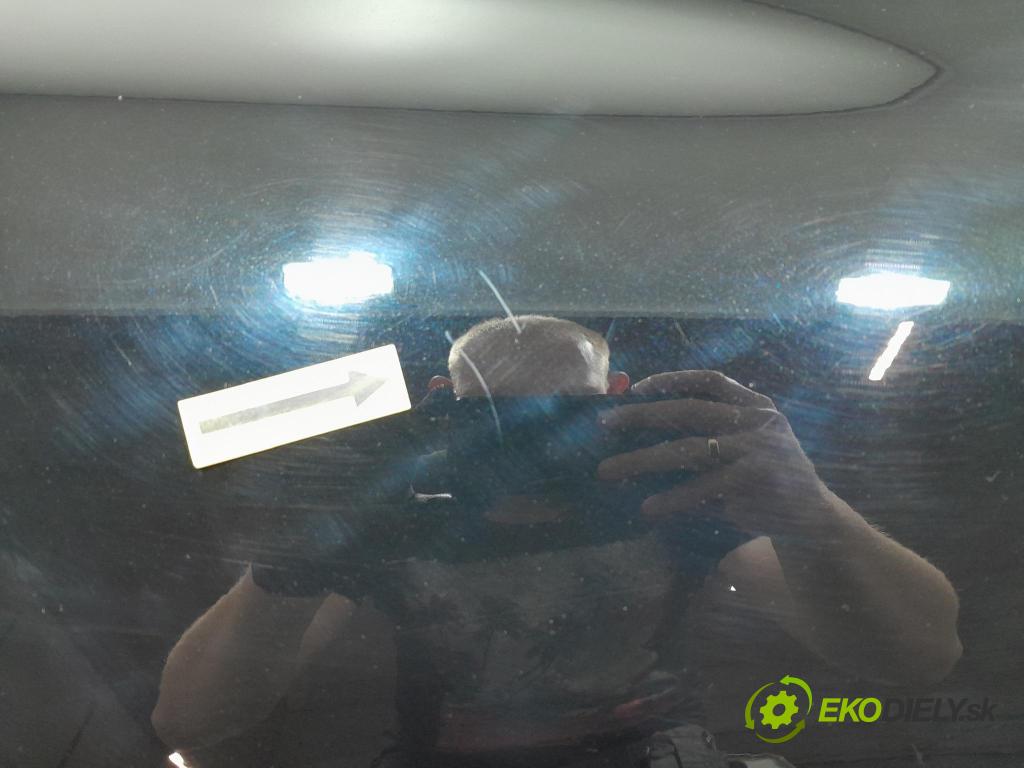 Renault Clio 2014 dvere zad pravé