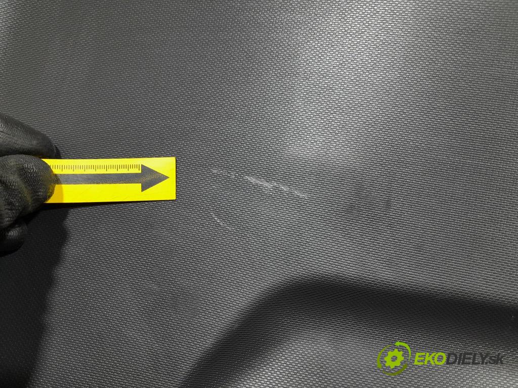 Renault Clio 2014 zadna dveře kufra: kufra: