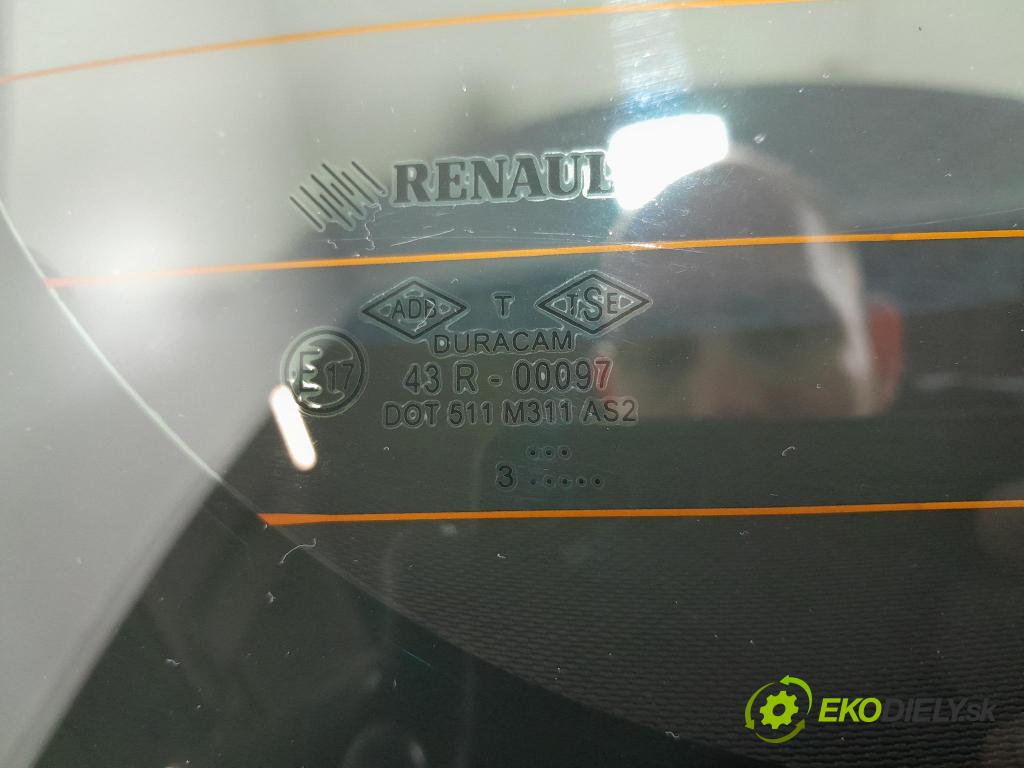 Renault Clio 2014 zadní dveře kufra: kufr 