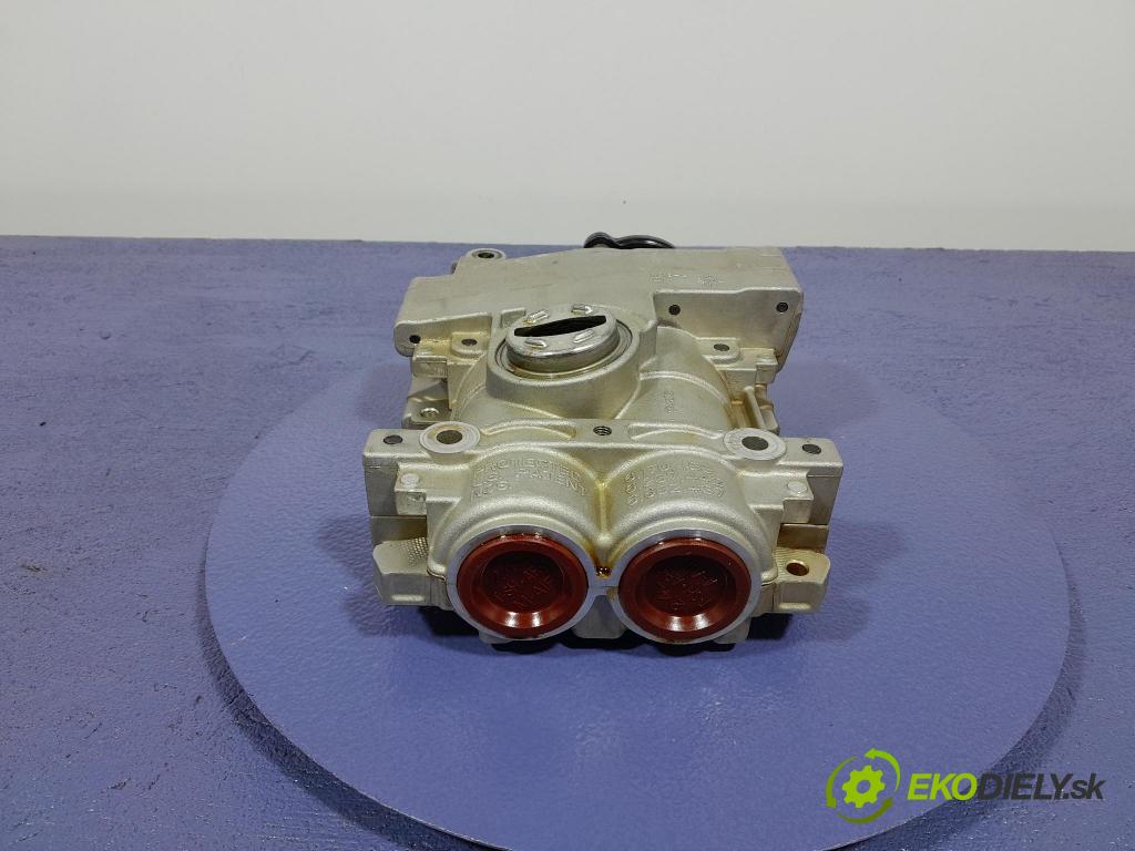 Jeep Cherokee 2016 čerpadlo oleja 6170453