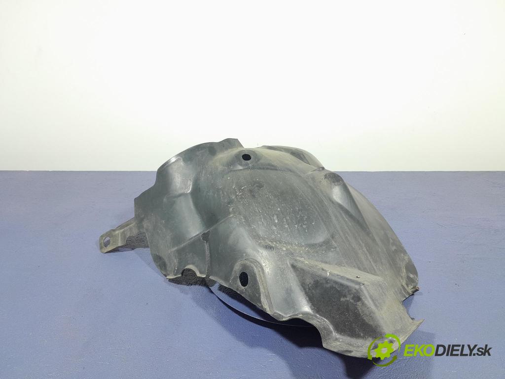 Renault Clio 2014 Blatník: Plastové: Predné 638425497R